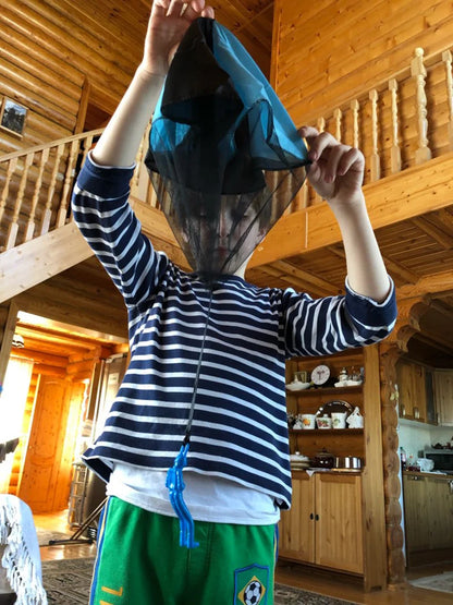 Flying Dude with a Funny Hat!（Parachute Toy）