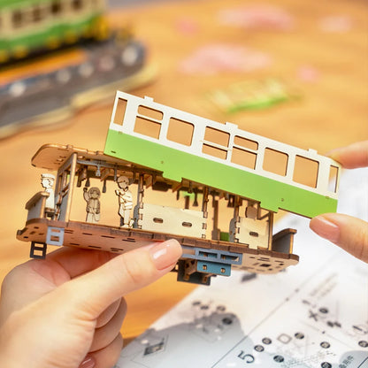 Pretty Pink Bus from Far Away! (3D Wooden Puzzle Japanese Bus with Sakura)